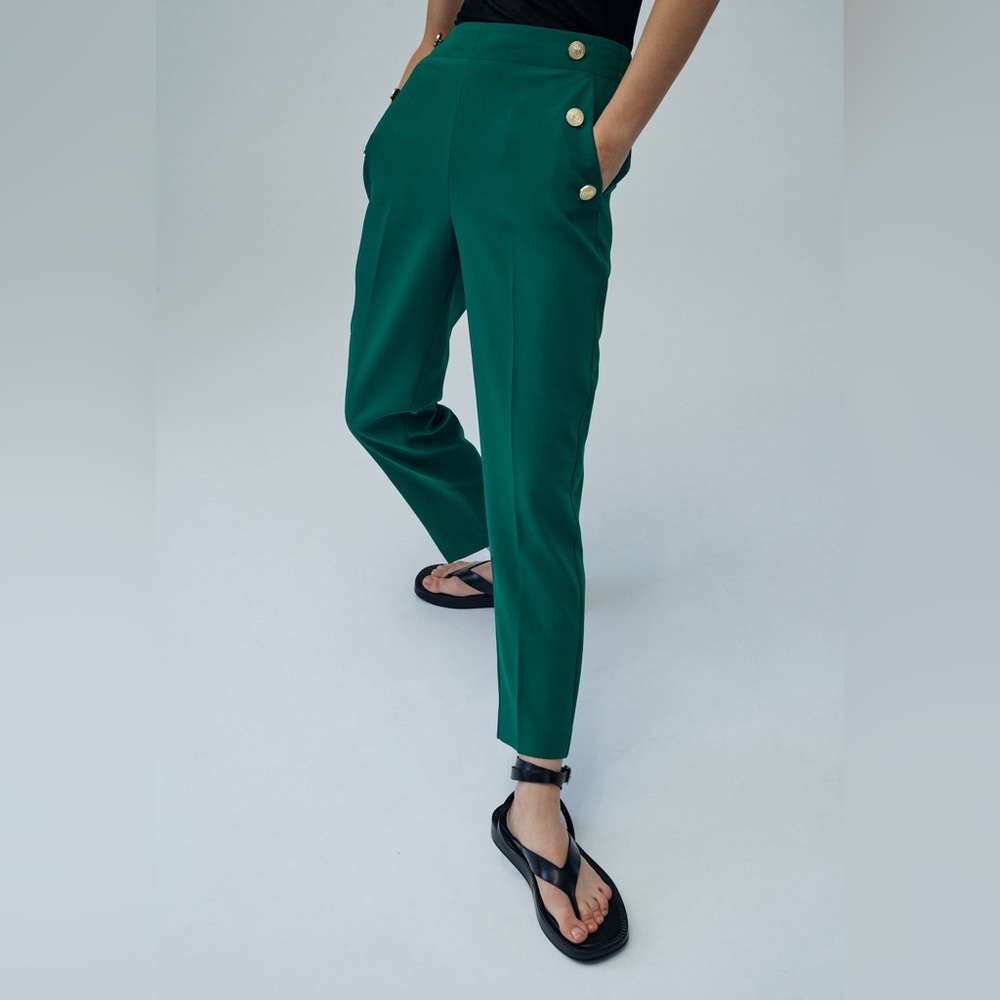 Nwt zara green pants -flawed size small